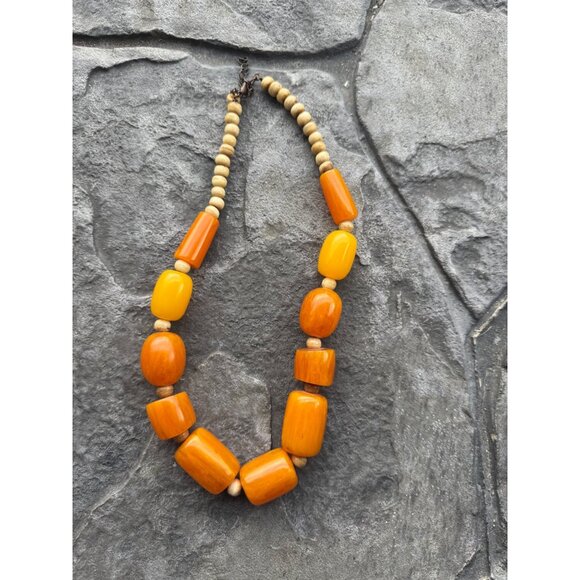 None Jewelry - Vintage Bohemian Style Orange & Yellow Beaded Necklace With Wooden Accents